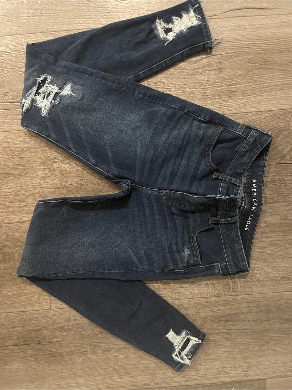 American Eagle Outfitters Women’s Dark Indigo Distressed Jeggings